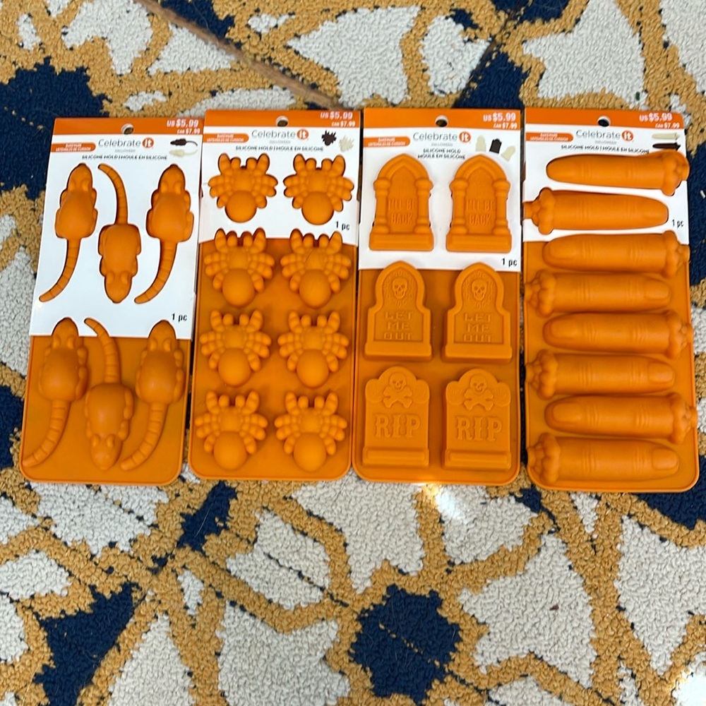89. Halloween Silicone Mold Set